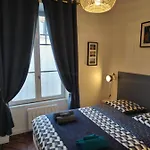 Appartement Quartier St Louis Avec Terrasse